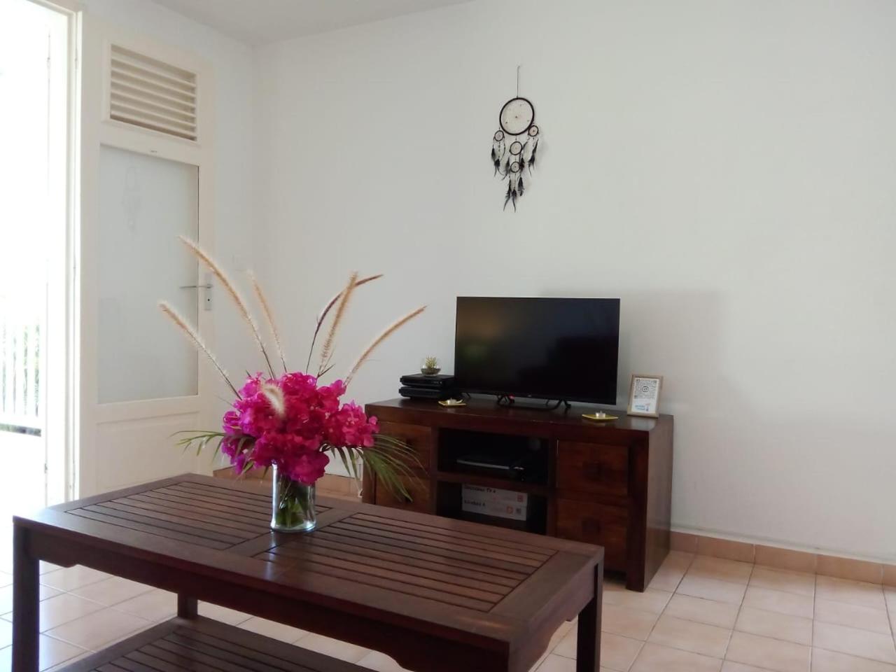 Ravinala Apartment Saint-Francois  Luaran gambar